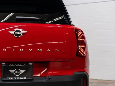 Certified 2025 MINI Cooper Countryman S w/ Comfort Package Max image 11