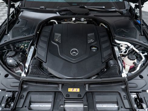 New 2026 Mercedes-Benz S 580 4MATIC Sedan image 9