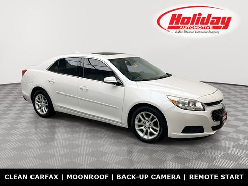 Used 2015 Chevrolet Malibu LT image 1