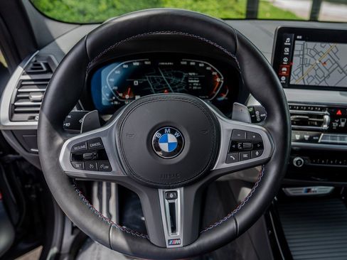 Used 2024 BMW X3 M40i w/ Premium Package image 5