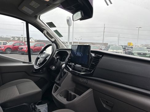 Used 2023 Ford Transit 350 XLT image 13