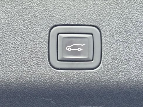 Used 2024 Chevrolet Tahoe High Country w/ Premium Package 2 image 35