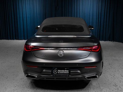 Used 2025 Mercedes-Benz CLE 450 4MATIC Cabriolet image 12