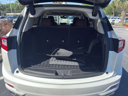 Certified 2025 Acura RDX SH-AWD w/ Advance Package image 10