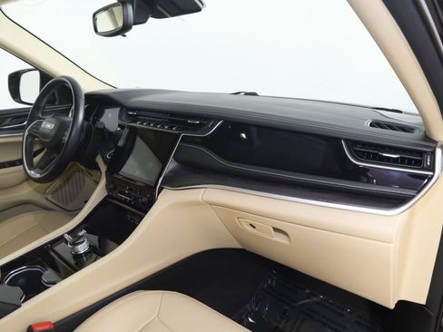 Used 2022 Jeep Grand Cherokee L Limited image 61