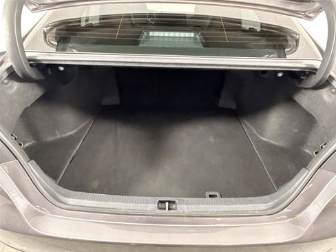 Certified 2022 Toyota Camry SE image 39