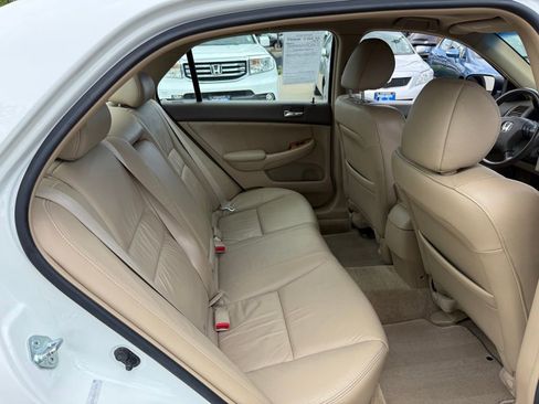 Used 2005 Honda Accord EX-L image 17
