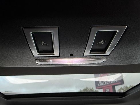 Used 2023 Land Rover Discovery S R-Dynamic AWD/4WD image 47