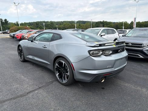 Used 2023 Chevrolet Camaro LT RWD image 4