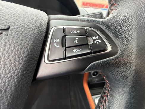 Used 2018 Ford EcoSport SES image 14