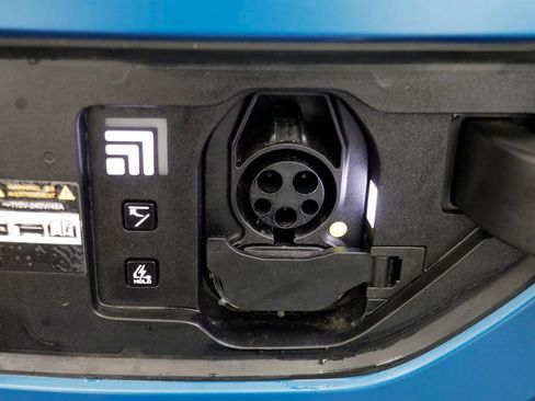 Used 2024 Kia EV9 Land image 22