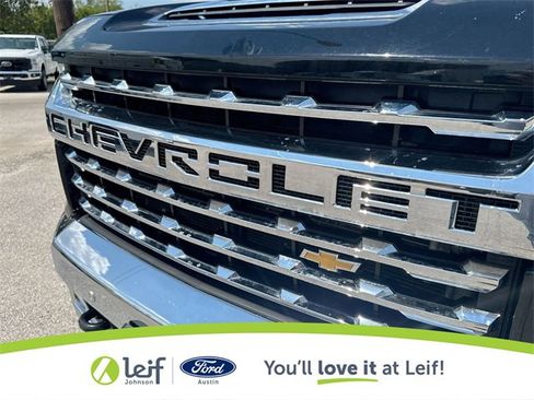 Used 2022 Chevrolet Silverado 3500 LTZ w/ LTZ Texas Edition image 33