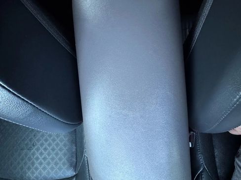 Used 2020 Toyota C-HR Limited image 37