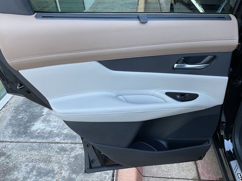 New 2026 Nissan Murano Platinum image 17