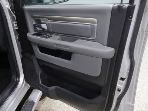 Used 2016 RAM 1500 Big Horn AWD/4WD image 23