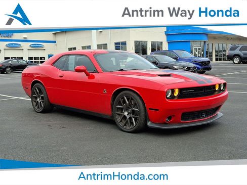 Used 2016 Dodge Challenger R/T Scat Pack w/ Leather Interior Group image 1