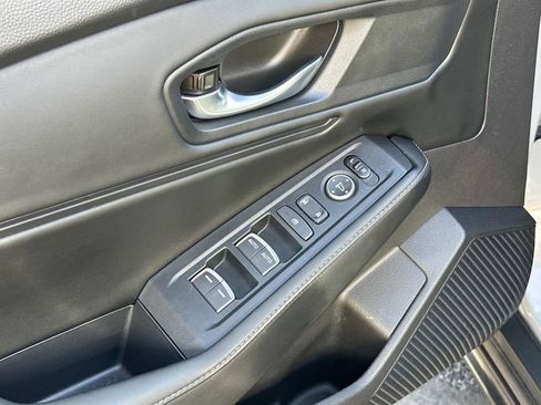 Used 2025 Honda Accord Sport image 23