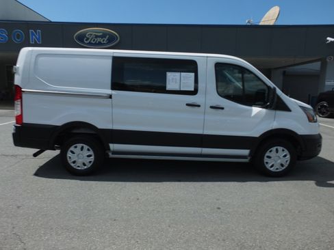 Used 2024 Ford Transit 250 Low Roof w/ Exterior Upgrade Package image 2