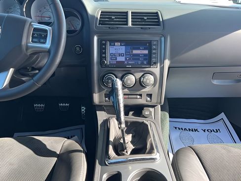 Used 2014 Dodge Challenger R/T image 16