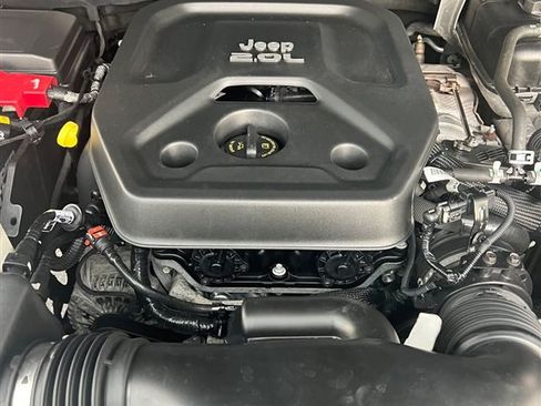 Used 2020 Jeep Wrangler Unlimited Sport S AWD/4WD image 35