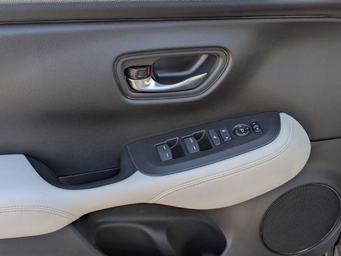 New 2026 Honda HR-V LX image 14