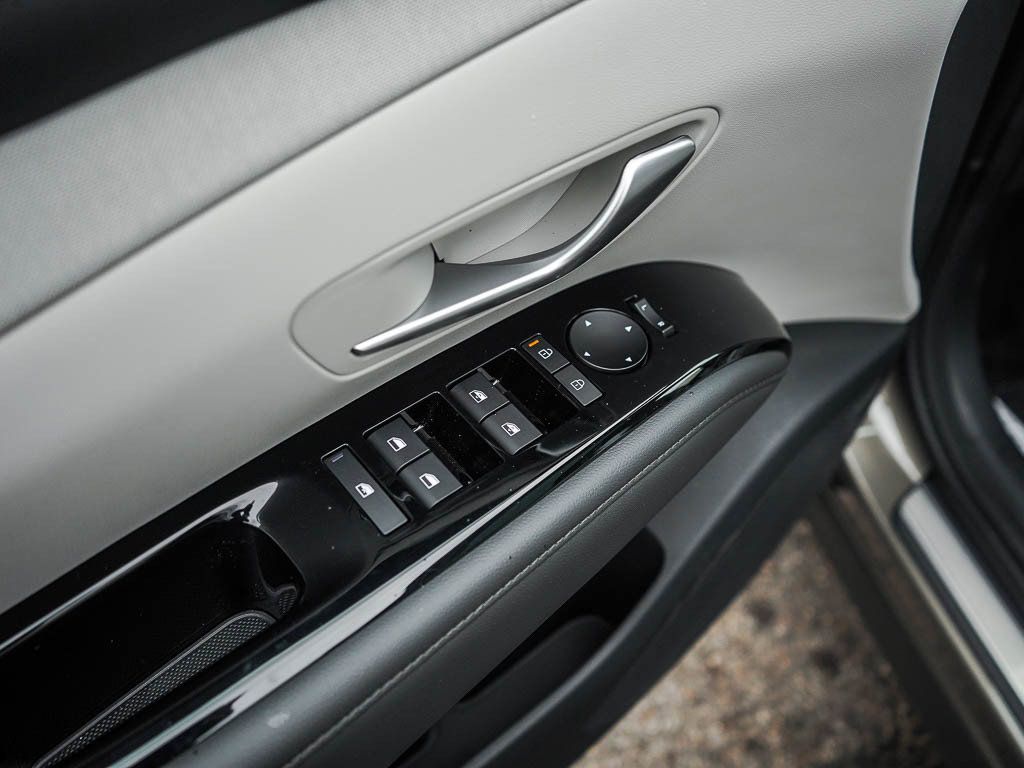 New 2026 Hyundai Tucson Limited AWD/4WD image 19
