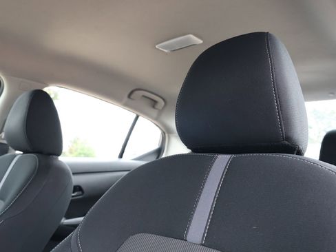 Used 2024 Nissan Sentra SV FWD image 13