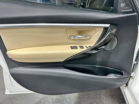 Used 2017 BMW 330i Sedan RWD image 13