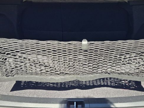 Used 2025 Toyota Corolla LE image 31