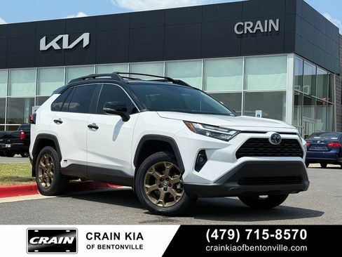 Used 2024 Toyota RAV4 AWD Hybrid image 1