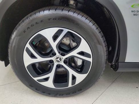 Used 2026 Mercedes-Benz GLC 350e 4MATIC image 69