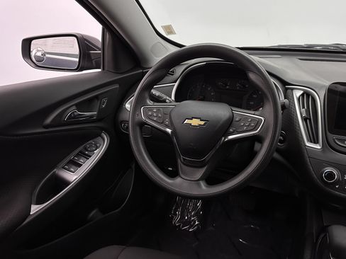 Used 2023 Chevrolet Malibu LT FWD image 27