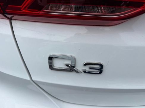Used 2024 Audi Q3 2.0T Premium AWD/4WD image 9