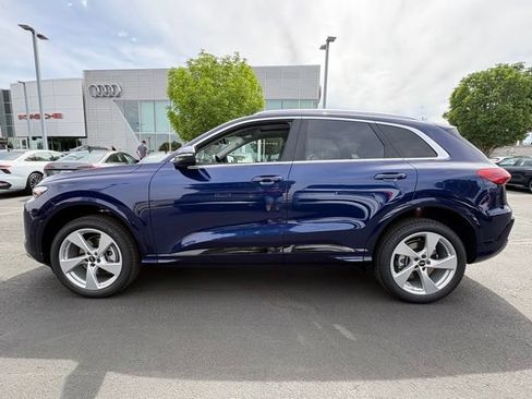 New 2026 Audi Q5 Premium Plus AWD/4WD image 4