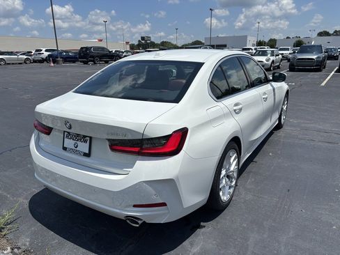 Used 2025 BMW 330i Sedan w/ Premium Package image 6