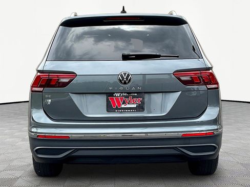 Used 2024 Volkswagen Tiguan SE FWD image 5