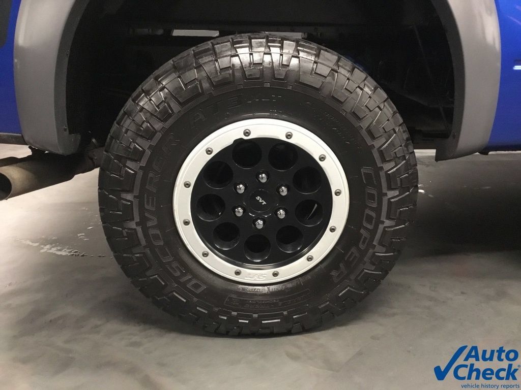 Used 2014 Ford F150 Raptor w/ Equipment Group 801A Luxury AWD/4WD image 22
