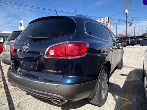 Used 2012 Buick Enclave Leather image 2
