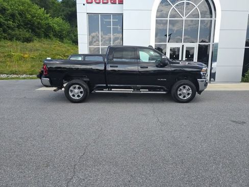 Used 2026 RAM 2500 Big Horn AWD/4WD image 8