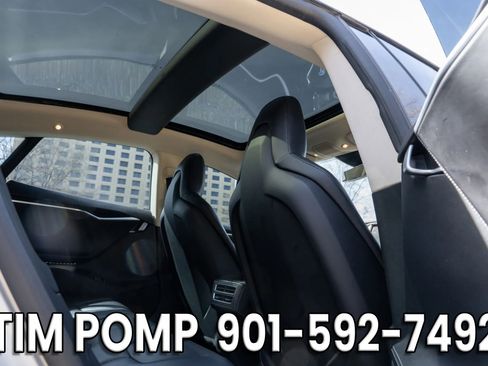 Used 2015 Tesla Model S 85D image 16
