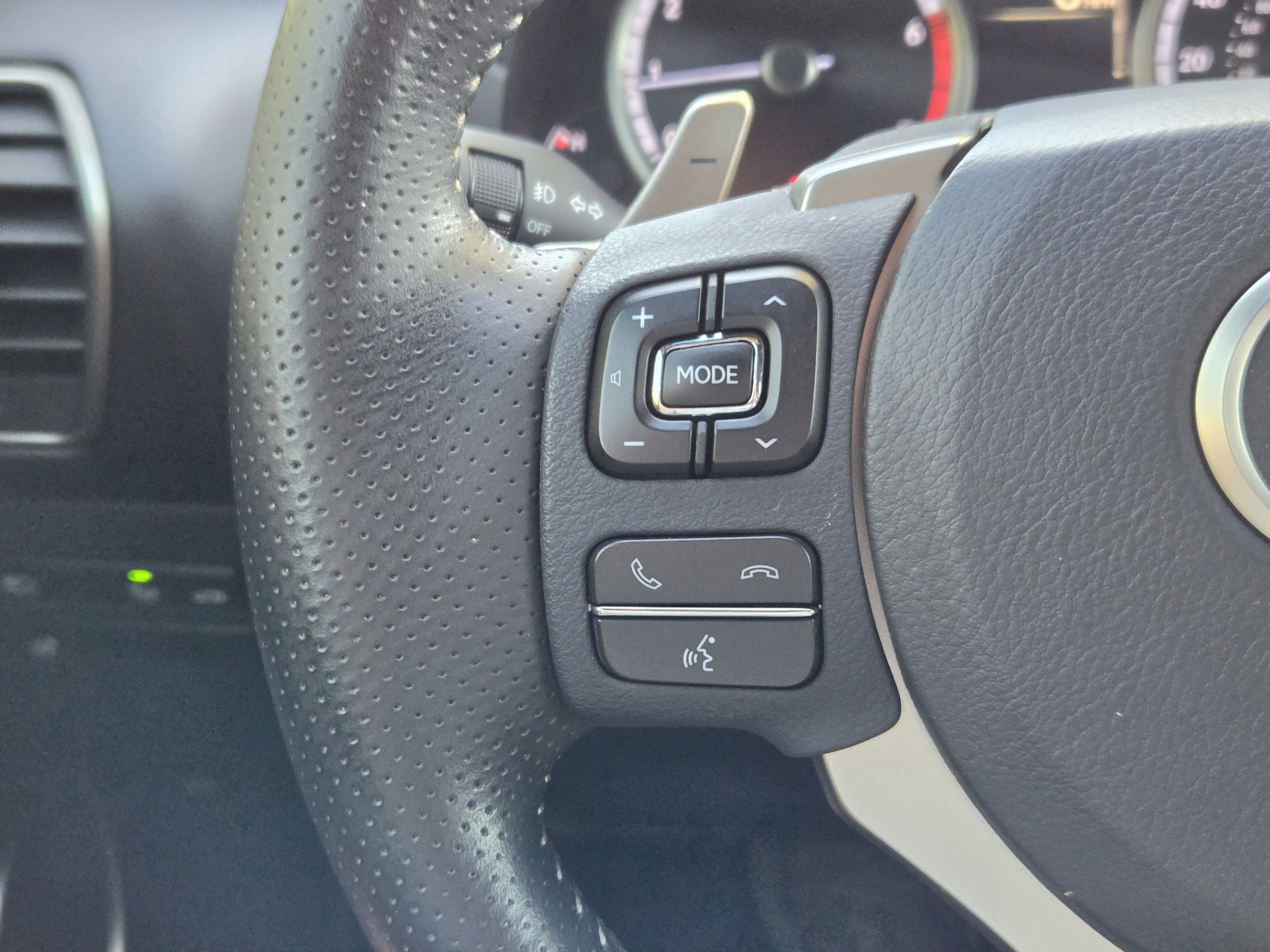Used 2019 Lexus NX 300 F Sport w/ F Sport Premium Package FWD image 28