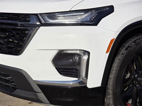 Used 2023 Chevrolet Traverse Premier w/ Redline Edition image 6