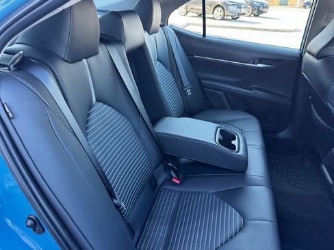 Used 2024 Toyota Camry SE image 39