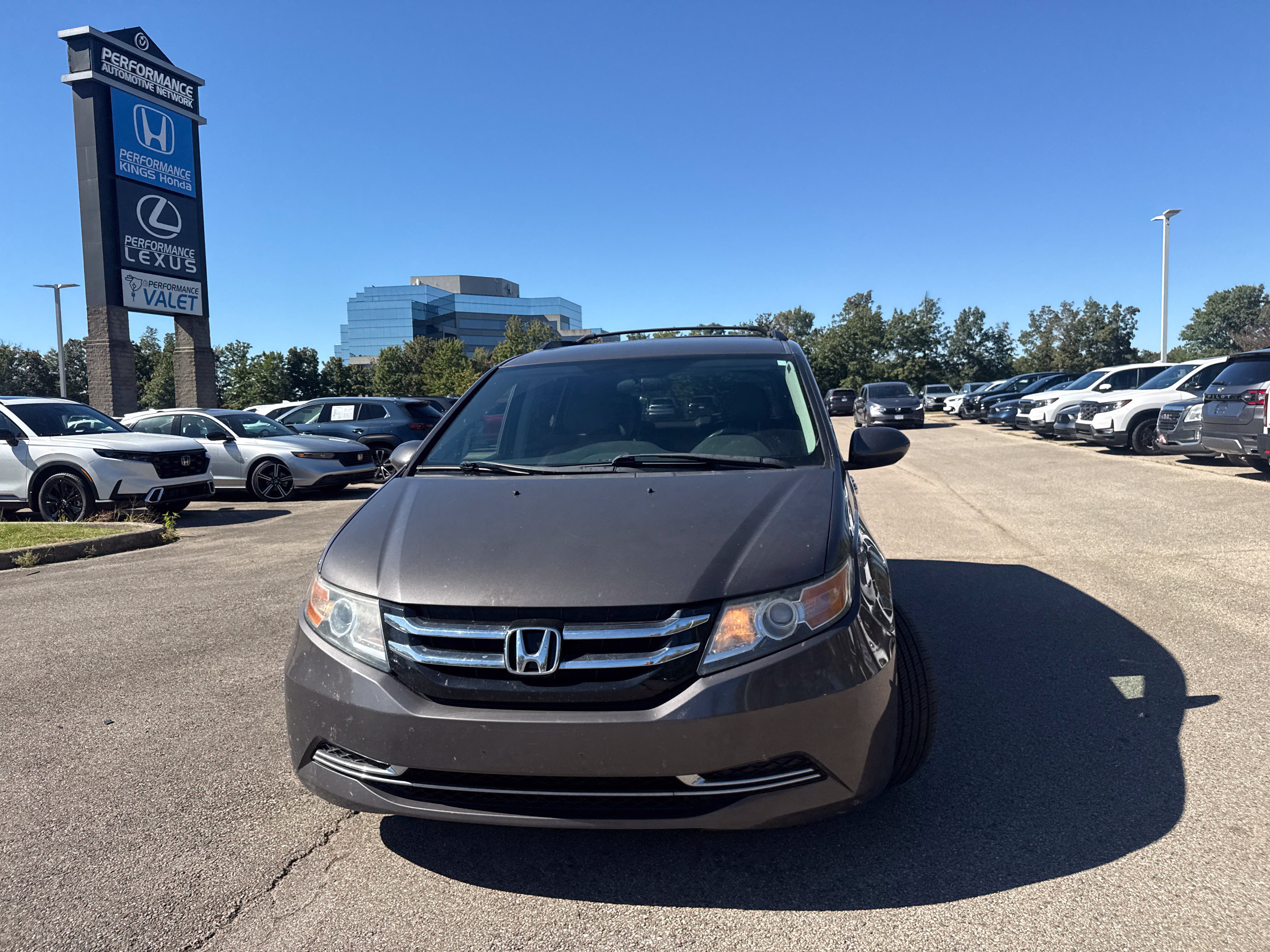 Used 2016 Honda Odyssey SE image 17