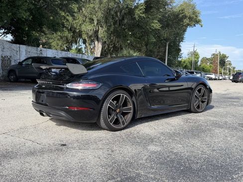 Used 2025 Porsche 718 Cayman RWD image 5