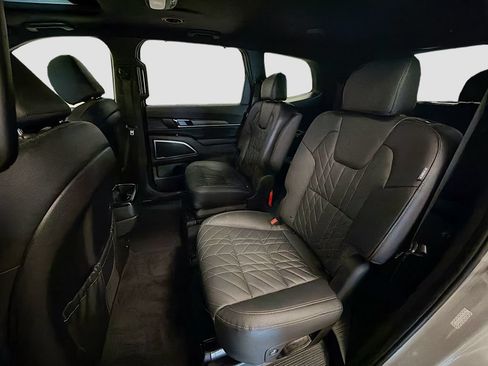 Used 2024 Kia Telluride EX X-Line AWD/4WD image 28