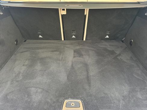 Used 2022 Mercedes-Benz GLC 300 4MATIC image 32