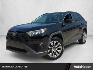 Used 2019 Toyota RAV4 XLE Premium FWD video 1