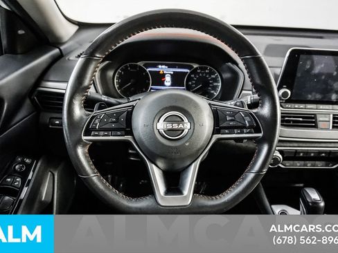 Used 2025 Nissan Altima 2.5 SR FWD image 24