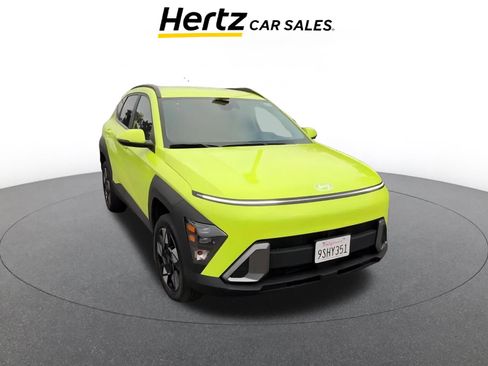 Used 2025 Hyundai Kona SEL image 1